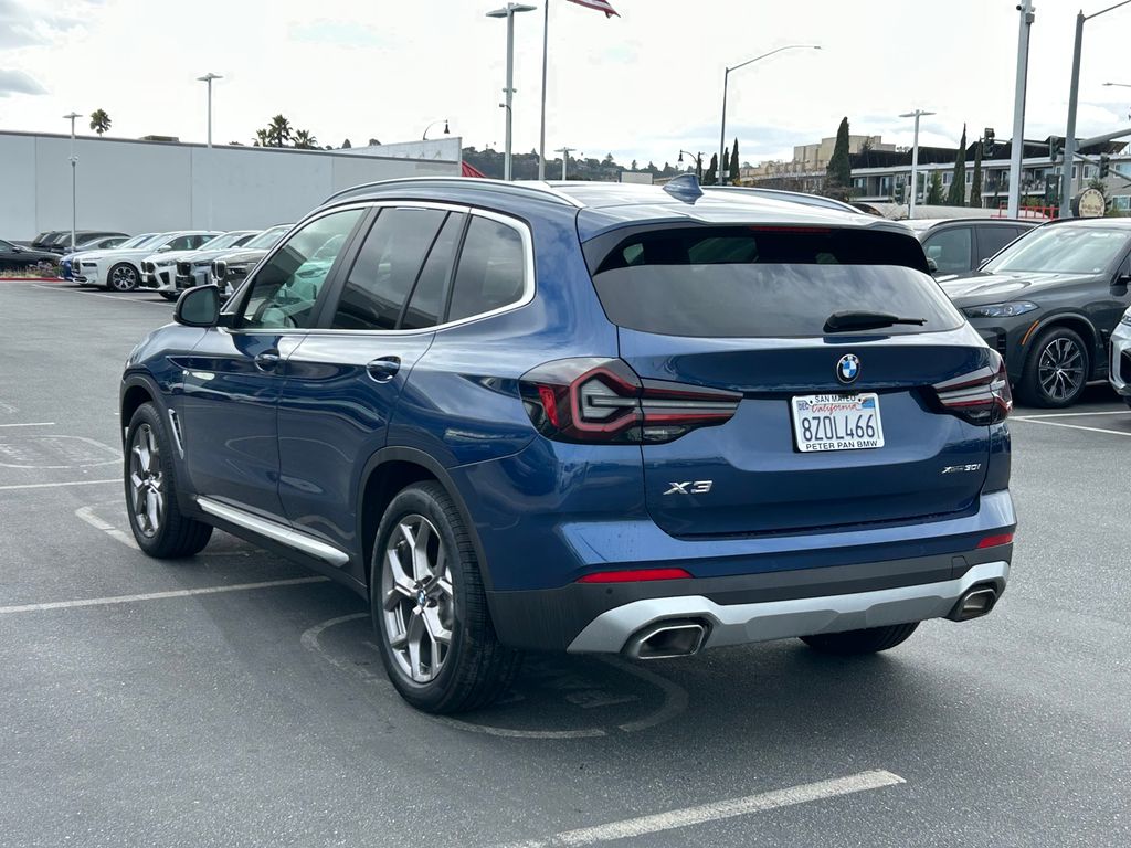 2022 BMW X3 xDrive30i 3