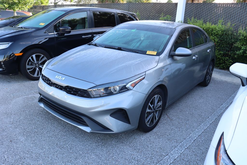 Thumbnail: 2023 Kia Forte - 1
