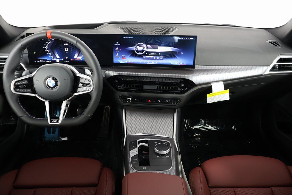 Thumbnail: 2025 BMW 3 Series - 4