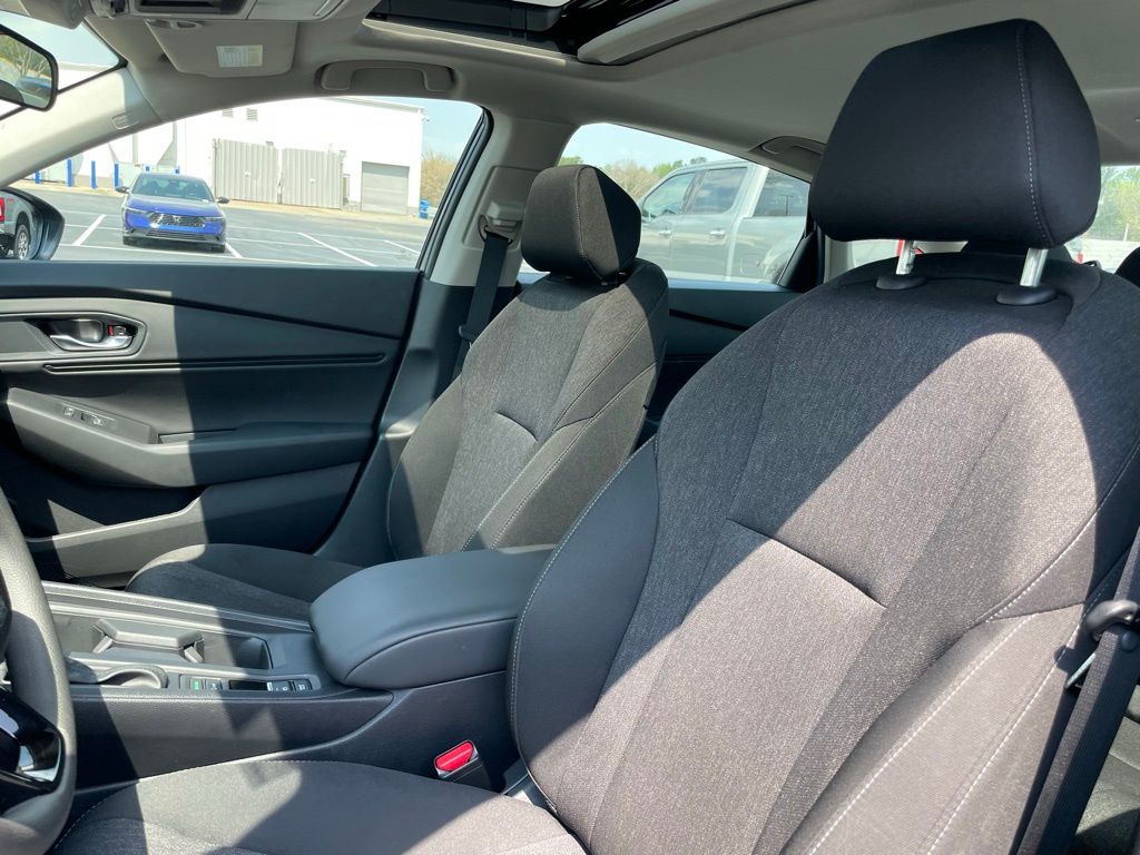 Thumbnail: 2025 Honda Accord - 25