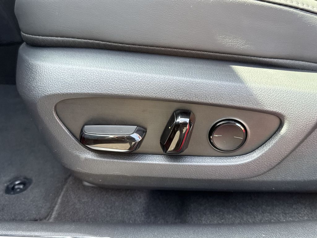 Thumbnail: 2026 Lexus RX - 14