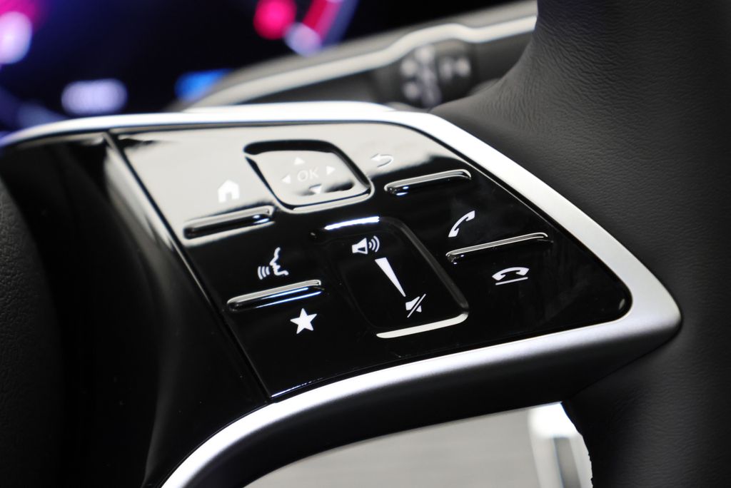 Thumbnail: 2026 Mercedes-Benz GLE - 22