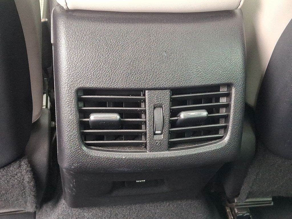 Thumbnail: 2018 Lexus ES - 11