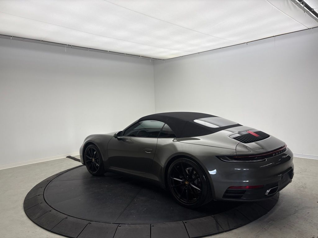 Thumbnail: 2020 Porsche 911 - 3