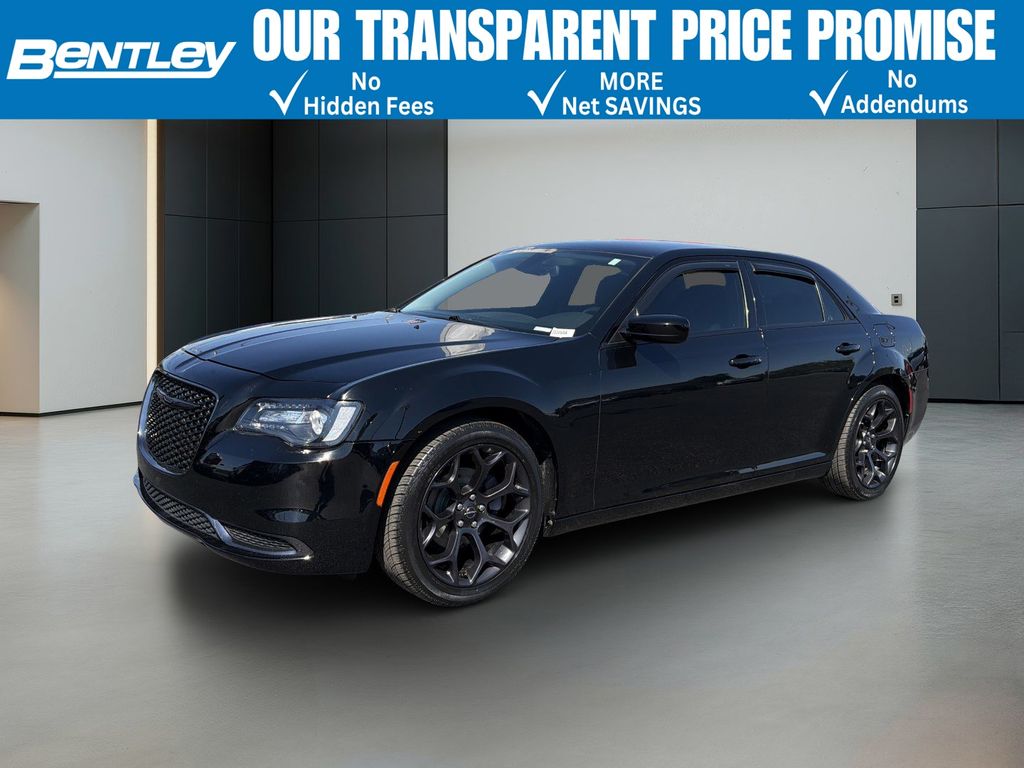2019 Chrysler 300 Touring RWD