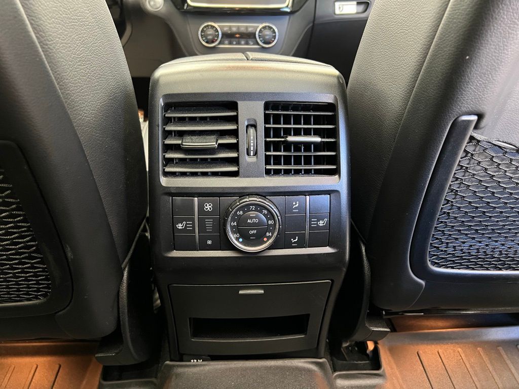 Thumbnail: 2018 Mercedes-Benz GLE - 9