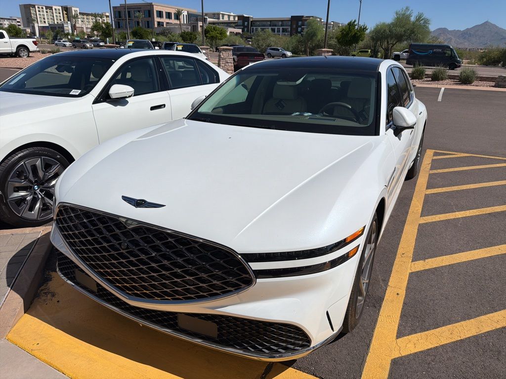 Thumbnail: 2023 Genesis G90 - 4