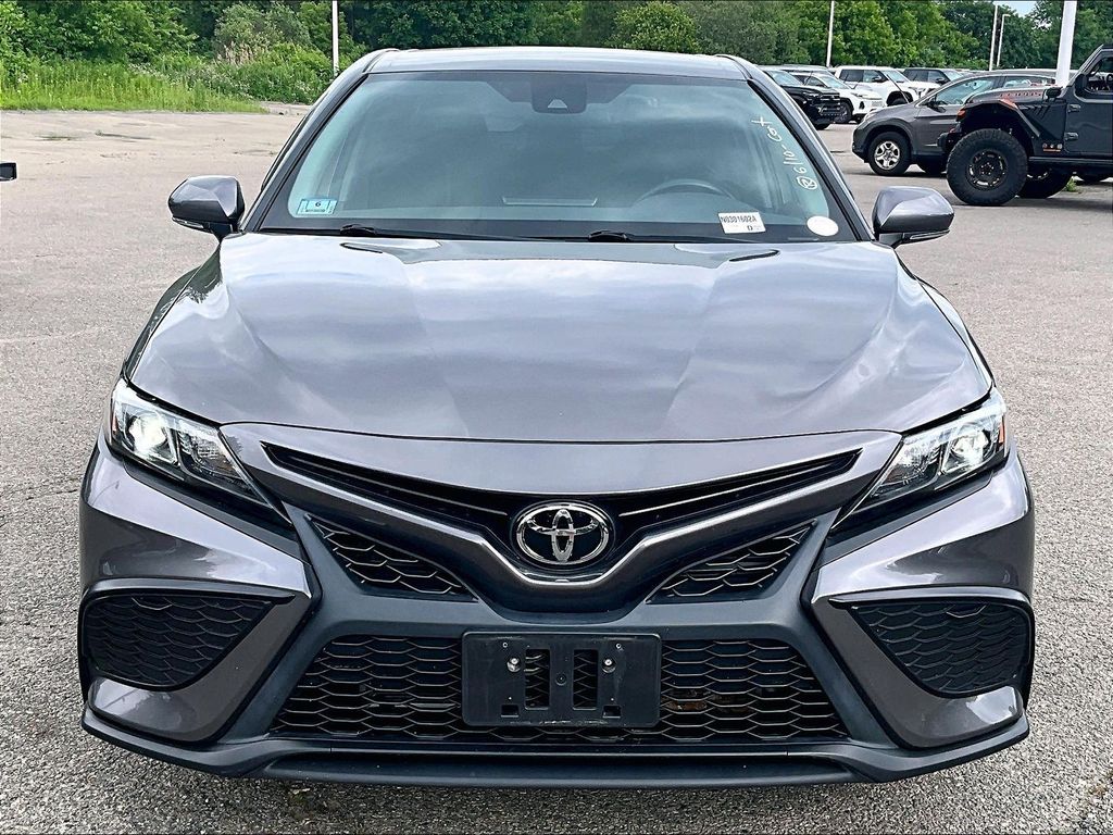 2023 Toyota Camry — photo 2