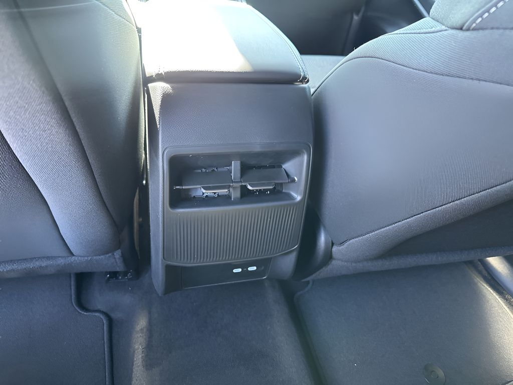 New 2026 White/off-white Jeep Laredo image 21