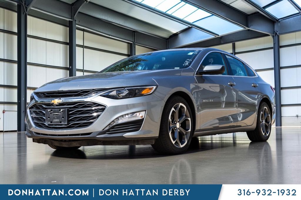 Sterling Gray Metallic 2023 Chevrolet Malibu Sedan Front-Wheel Drive Continuously Variable Transmission