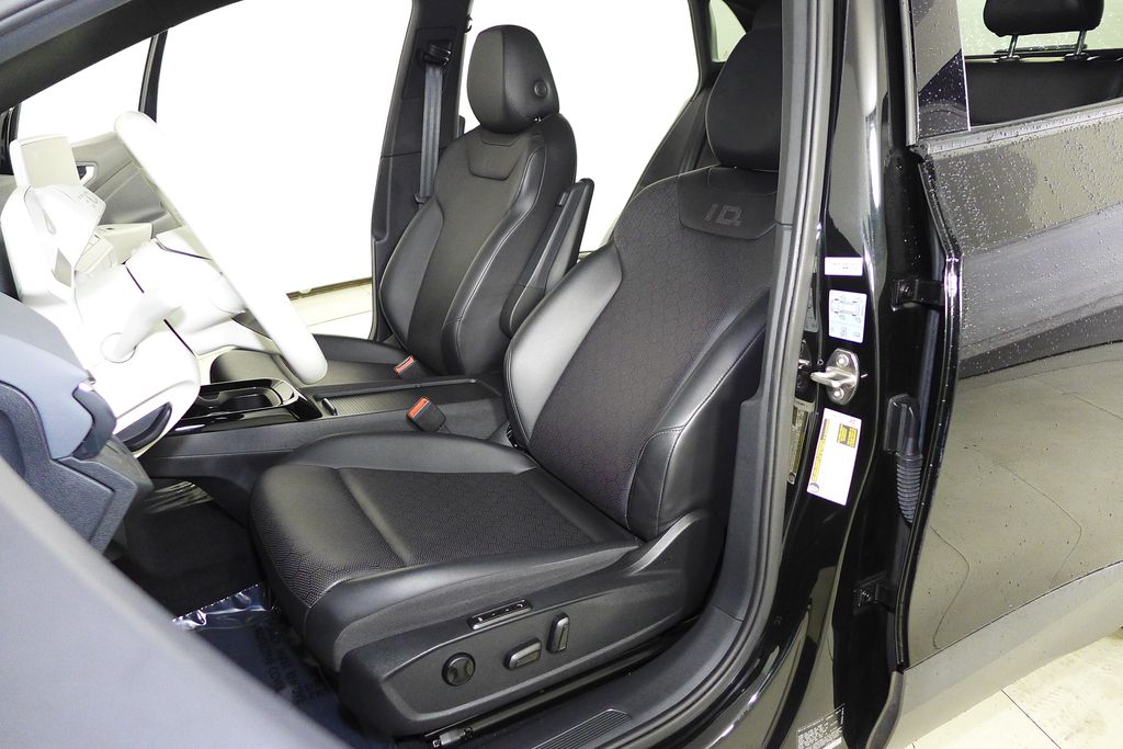 Thumbnail: 2021 Volkswagen ID.4 - 21