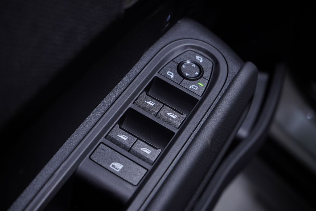 Thumbnail: 2026 MINI Cooper Countryman - 16