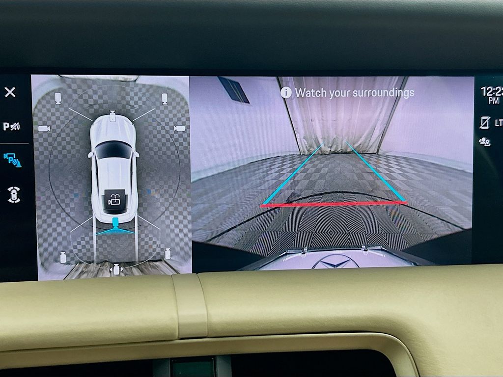 Thumbnail: 2020 Porsche Taycan - 15