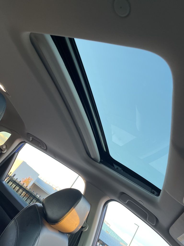 Thumbnail: 2023 Honda CR-V - 31