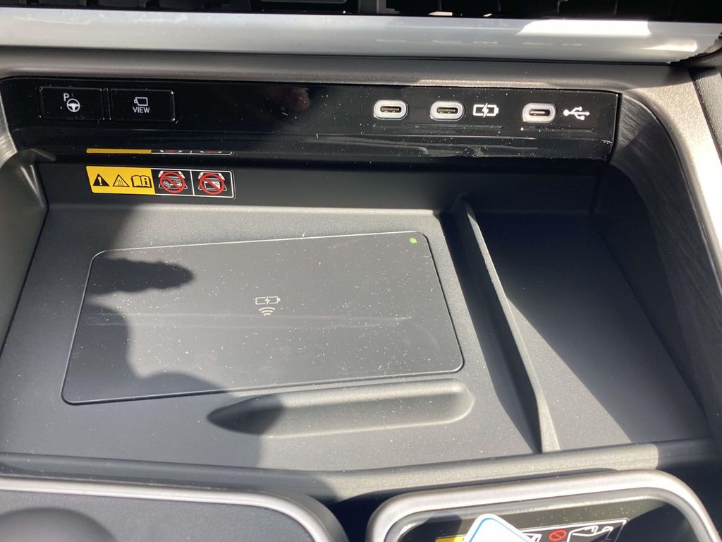 New 2026  Lexus 350 F SPORT Handling image 18