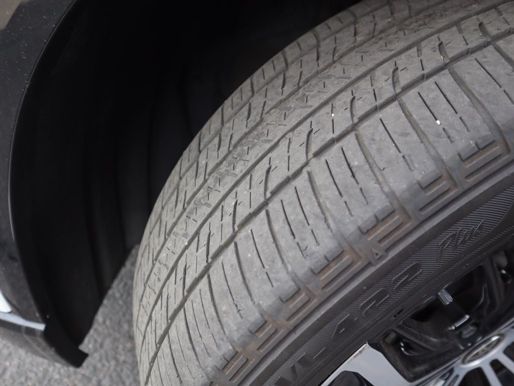 Thumbnail: 2025 Toyota Crown Signia - 12