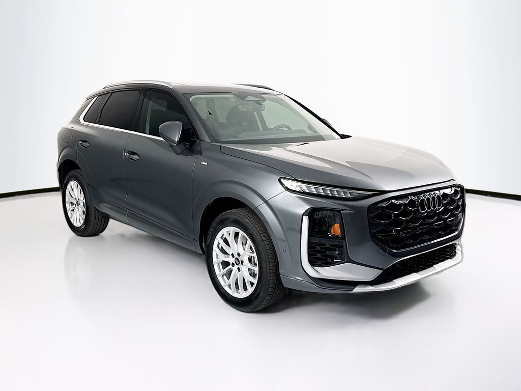 Thumbnail: 2026 Audi Q3 - 3