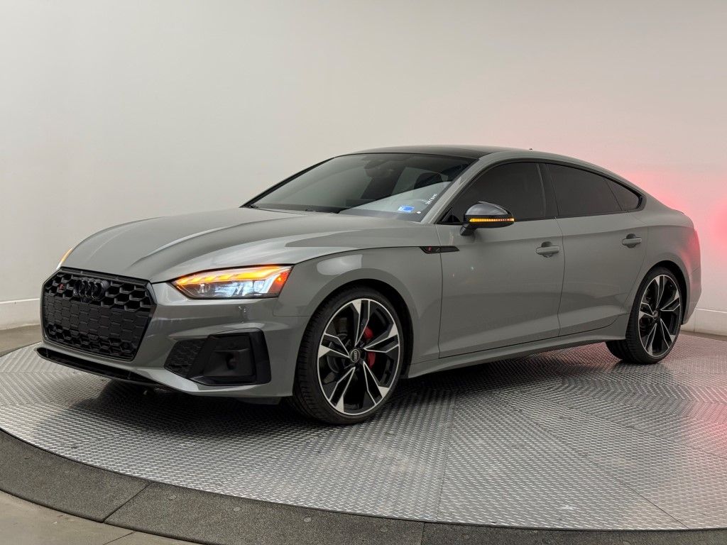 Thumbnail: 2022 Audi S5 - 6