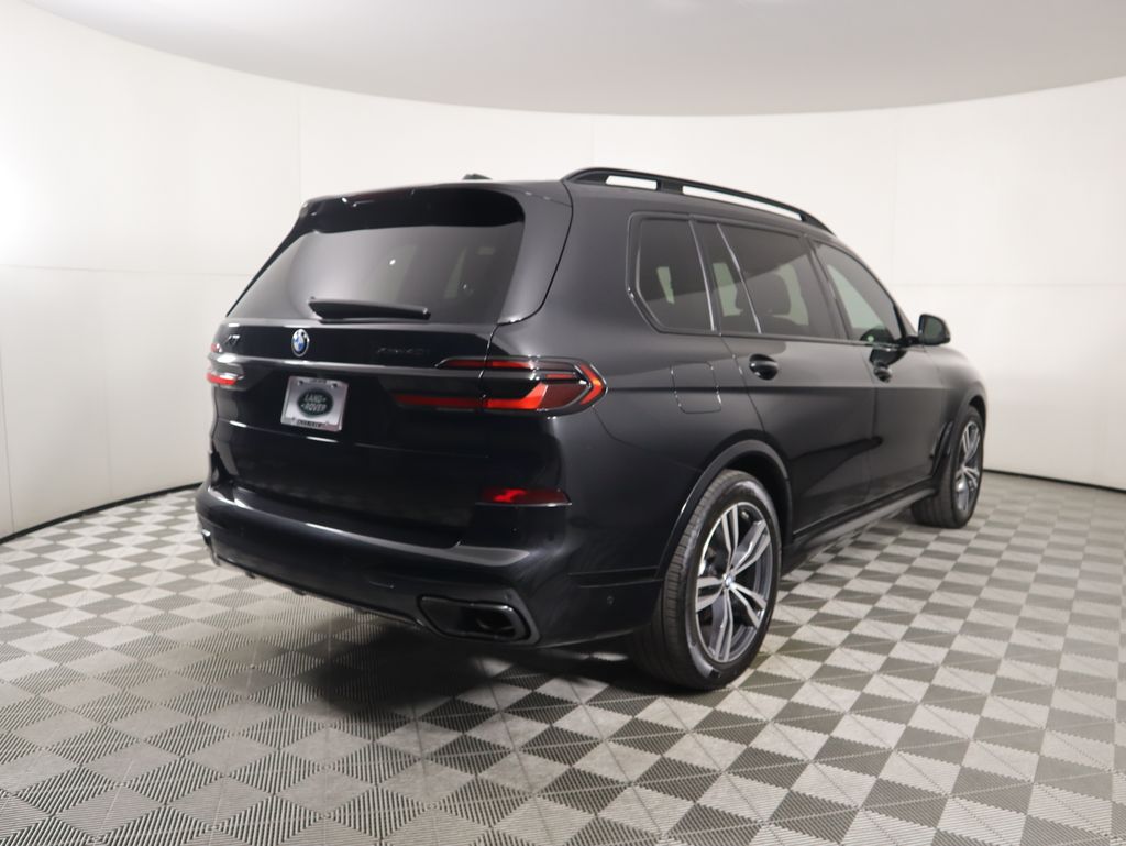 Thumbnail: 2023 BMW X7 - 5