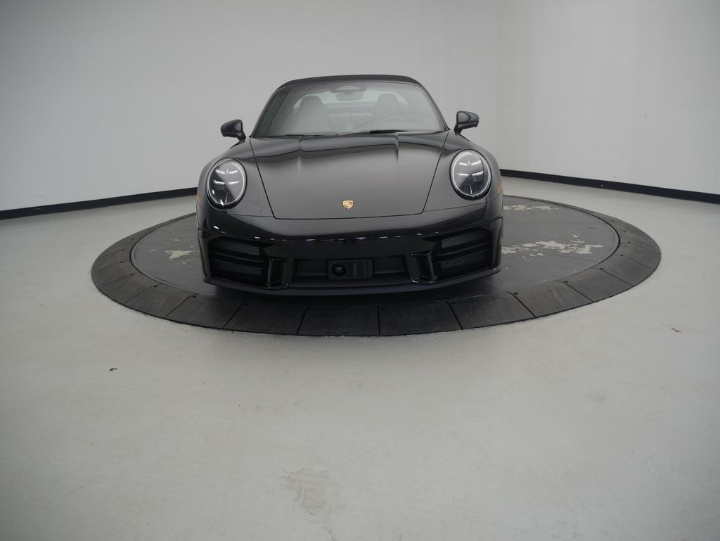 Thumbnail: 2026 Porsche 911 - 10