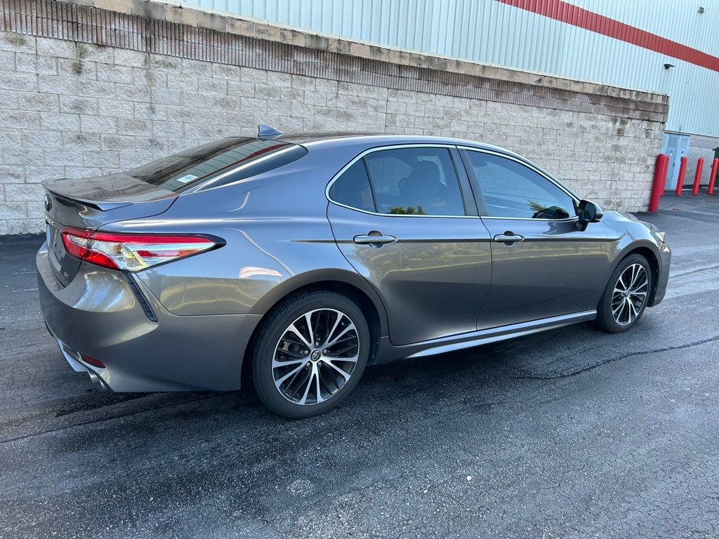 Thumbnail: 2020 Toyota Camry - 5