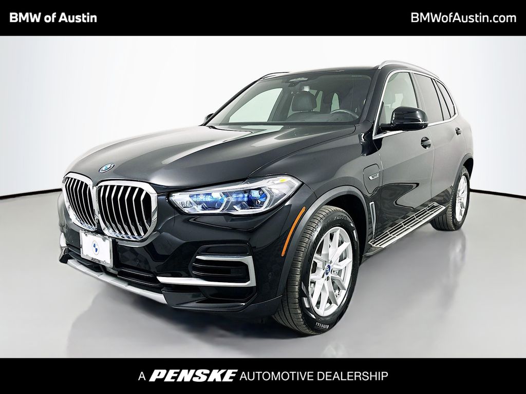 Thumbnail: 2022 BMW X5 - 1