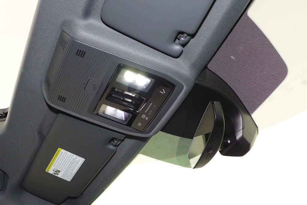 Thumbnail: 2023 Audi Q4 e-tron - 17