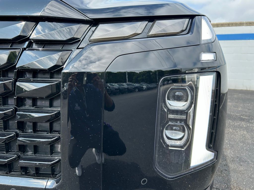 Thumbnail: 2025 Hyundai Palisade - 9