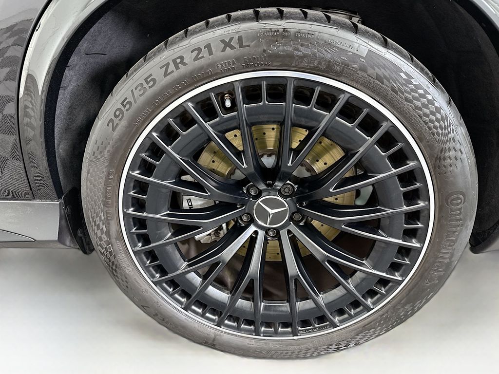 Thumbnail: 2025 Mercedes-Benz GLC - 30