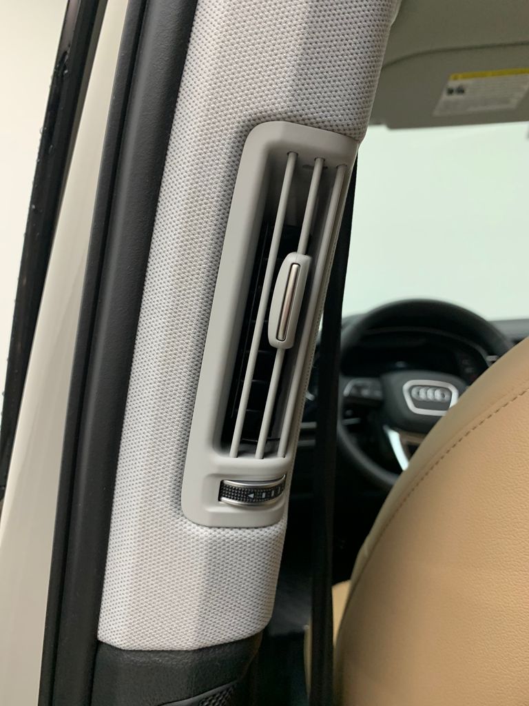 Thumbnail: 2023 Audi Q7 - 18