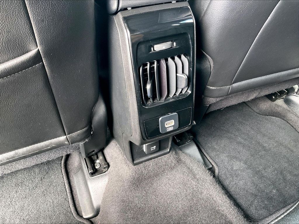 2023 Jeep Compass — photo 25