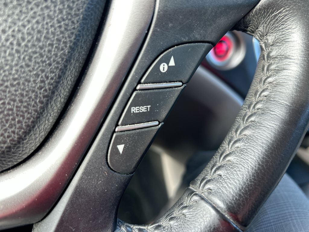 Thumbnail: 2018 Honda Pilot - 17