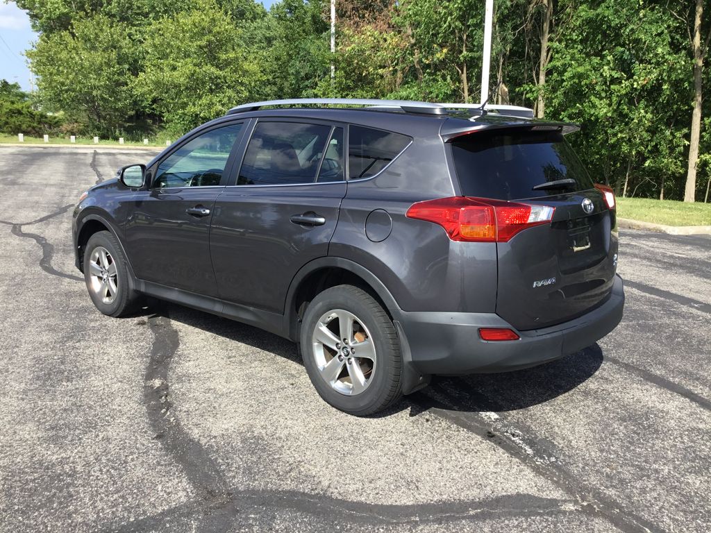 Thumbnail: 2015 Toyota RAV4 - 3