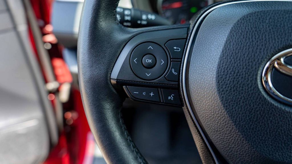 Used 2020 Toyota RAV4 XLE Premium 4D Sport Utility