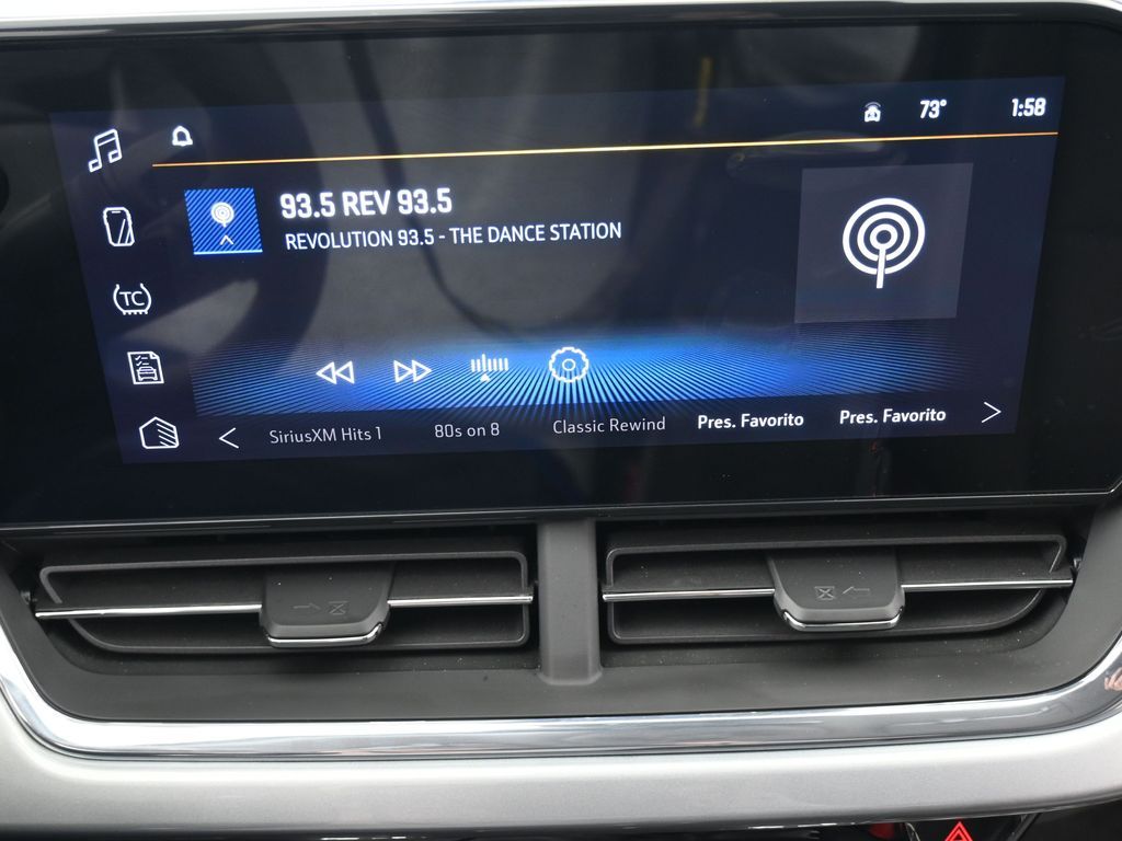 Used 2025 Summit White Chevrolet LT image 22