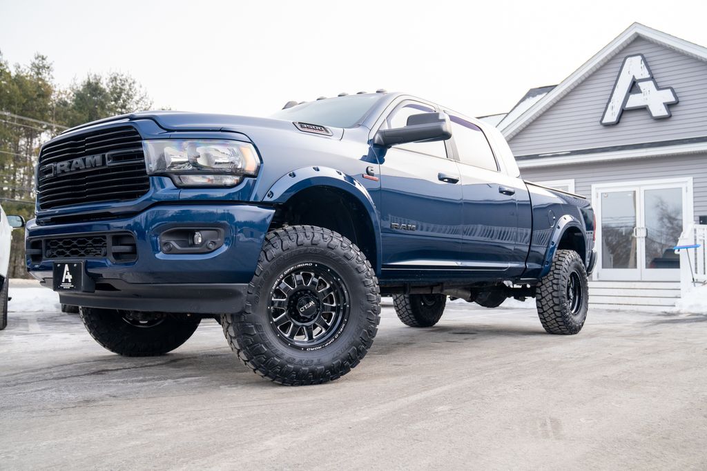 2020 RAM 3500 Big Horn Mega Cab 4WD
