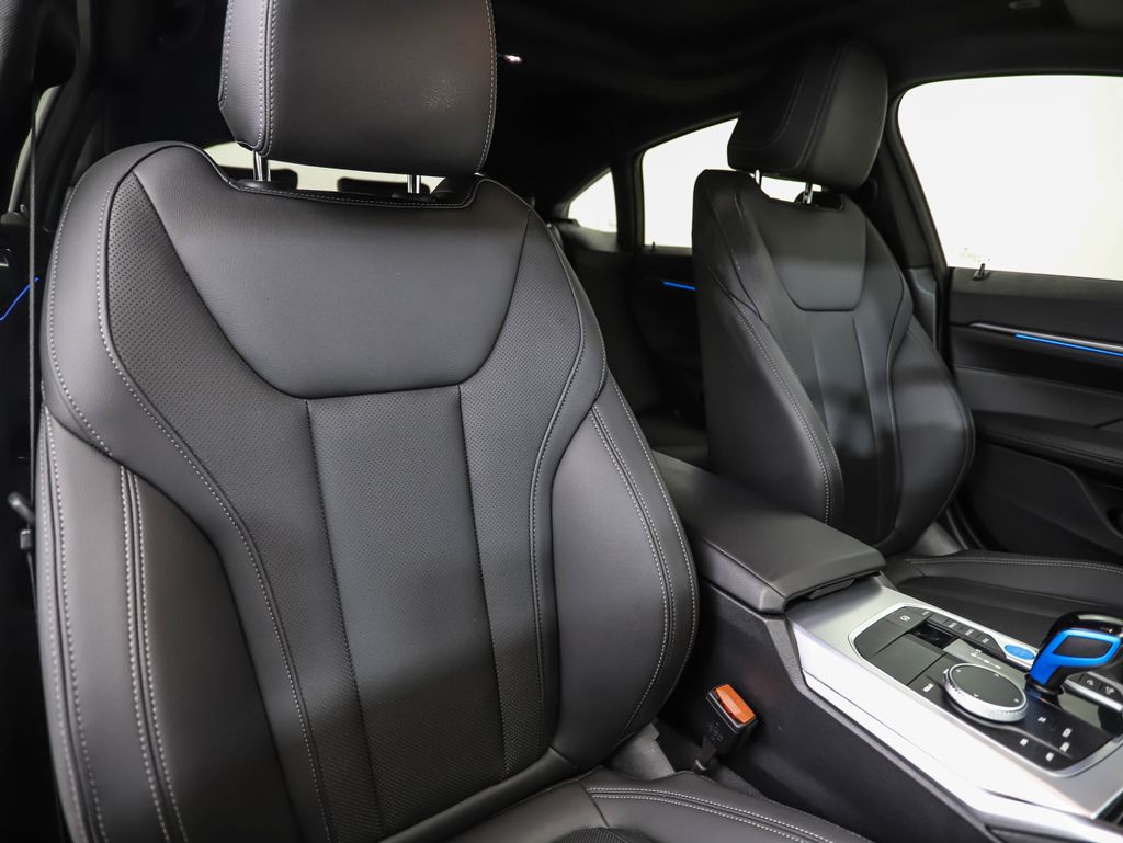 Thumbnail: 2023 BMW i4 - 32