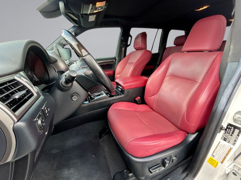 Thumbnail: 2022 Lexus GX - 24