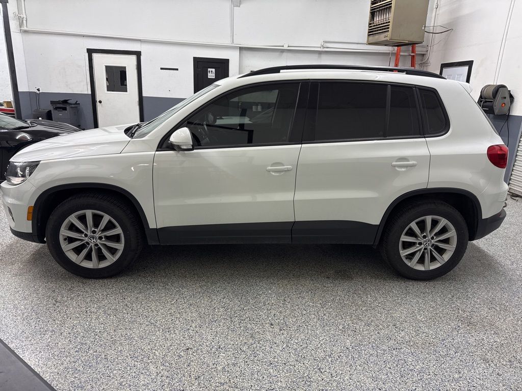 2018 Volkswagen Tiguan Limited 4Motion
