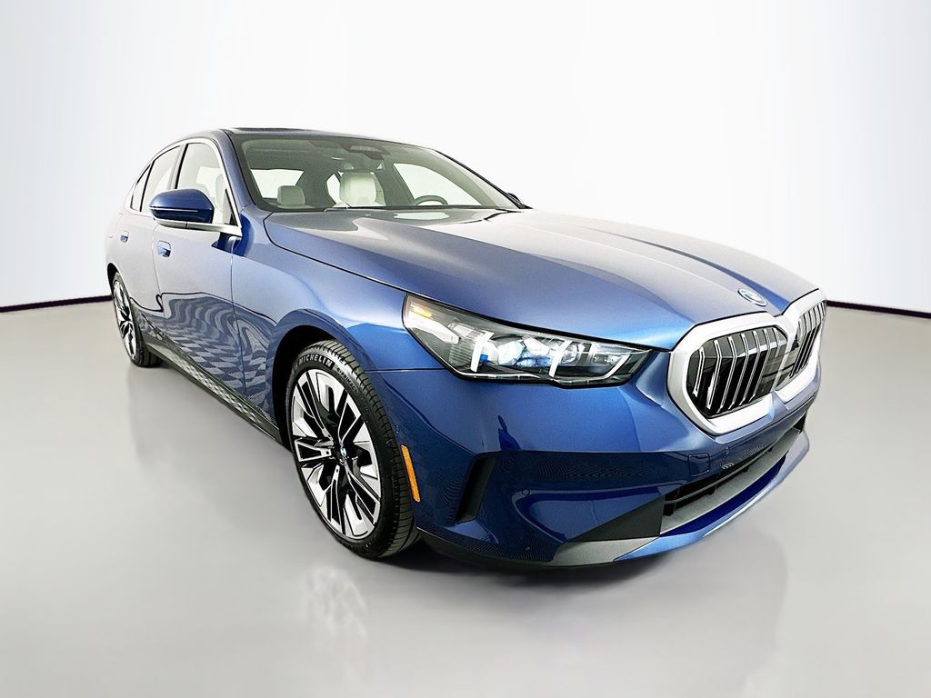 Thumbnail: 2026 BMW i5 - 3