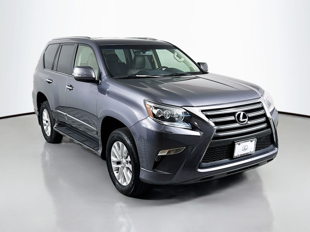 Thumbnail: 2016 Lexus GX - 3