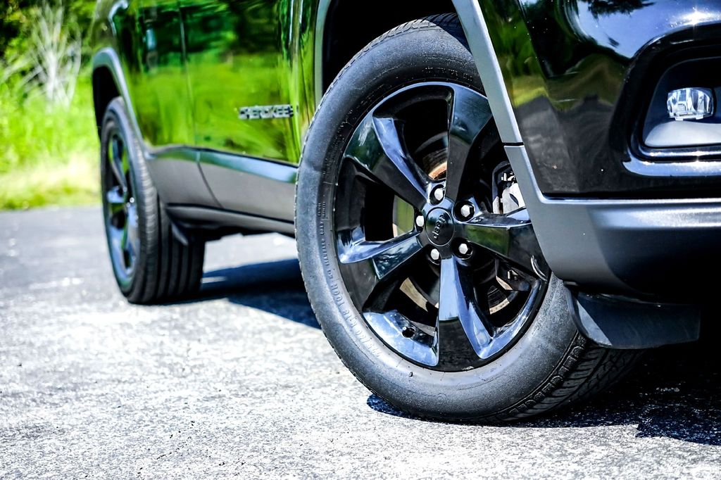 Used Car 2019 Jeep Cherokee  Altitude For Sale Under $20,000 In Taylor, Texas