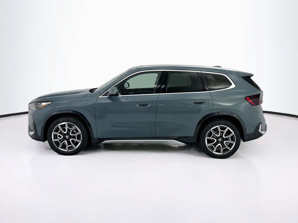 Thumbnail: 2027 BMW X1 - 8