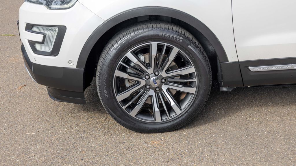 Used 2016 Ford Explorer Platinum 4D Sport Utility