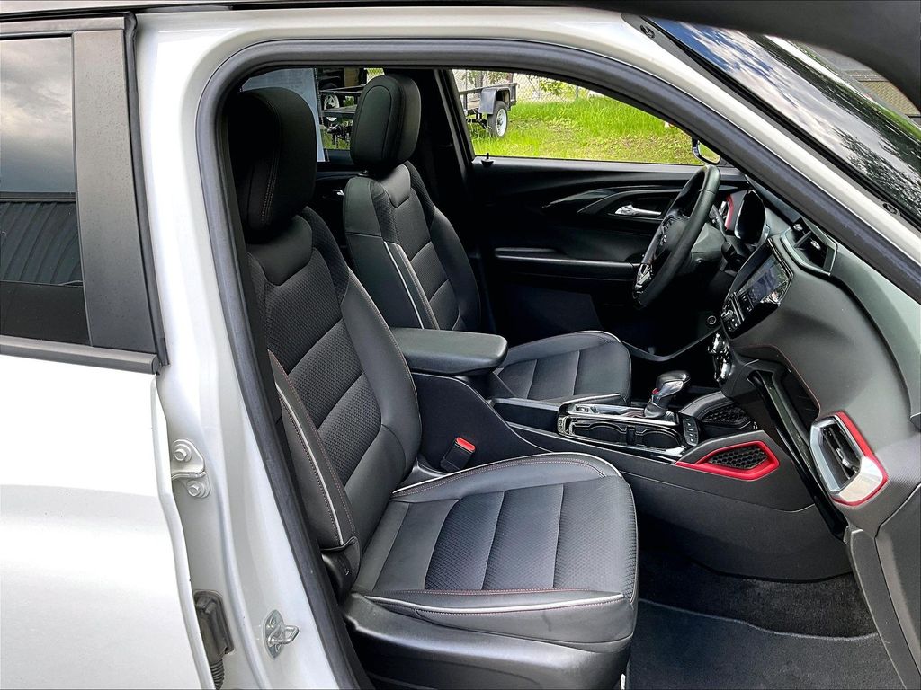 2021 Chevrolet TrailBlazer — photo 11
