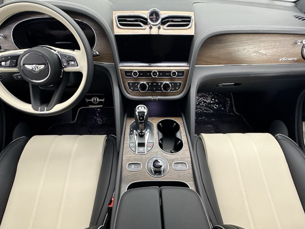 Thumbnail: 2026 Bentley Bentayga - 13