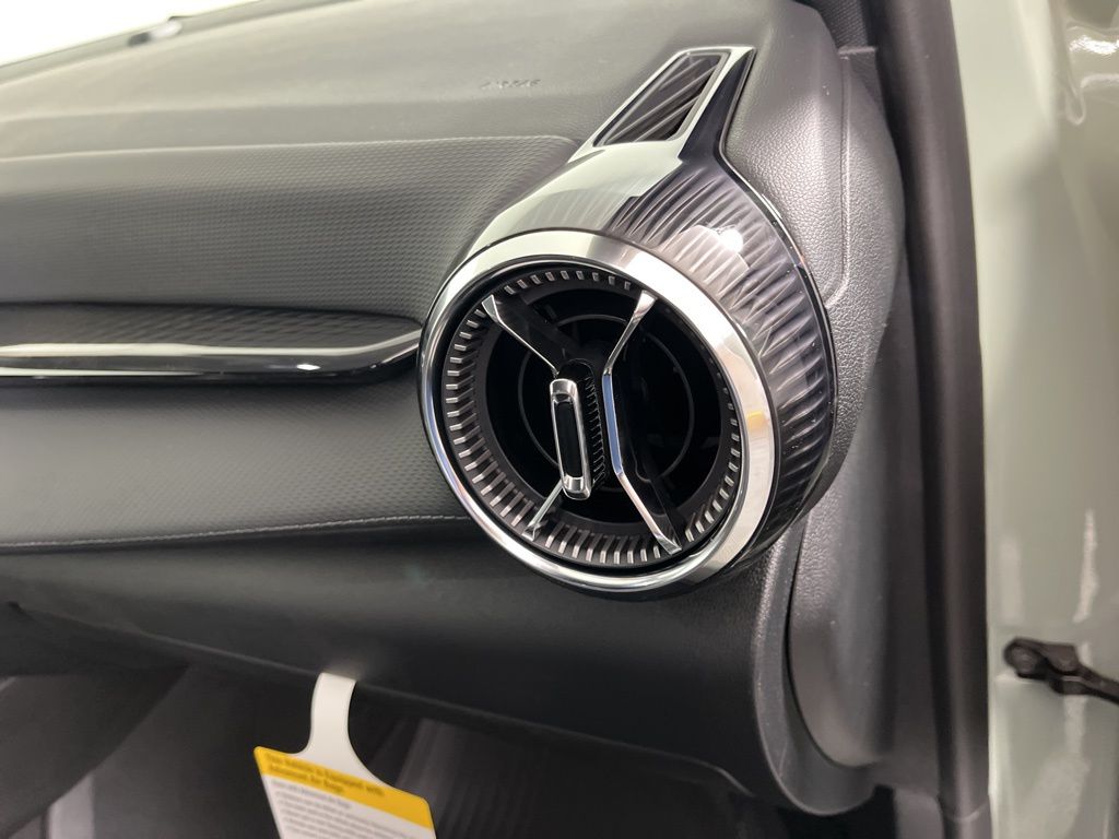 Thumbnail: 2026 Chevrolet Equinox - 9