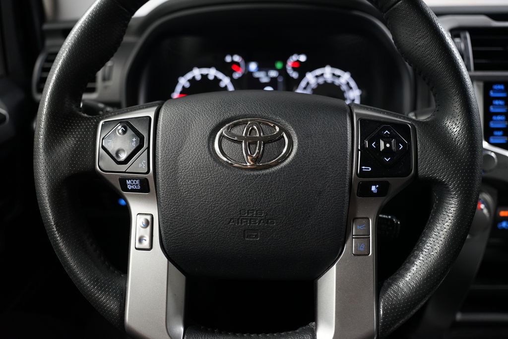 Thumbnail: 2023 Toyota 4Runner - 13