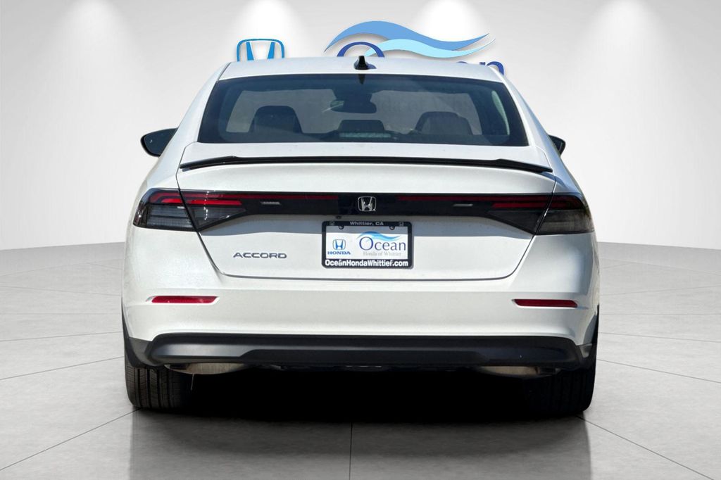 New 2026 Platinum White Pearl Honda SE image 5