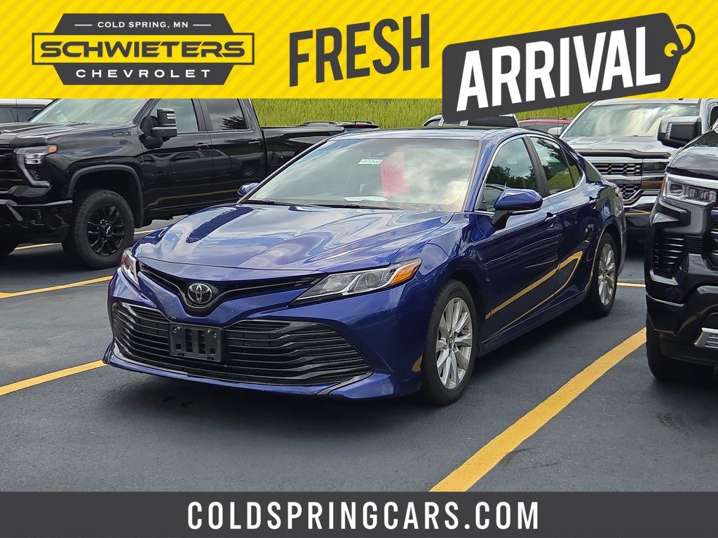 Blue 2018 Toyota Camry Sedan Front-Wheel Drive 8-Speed Automatic
